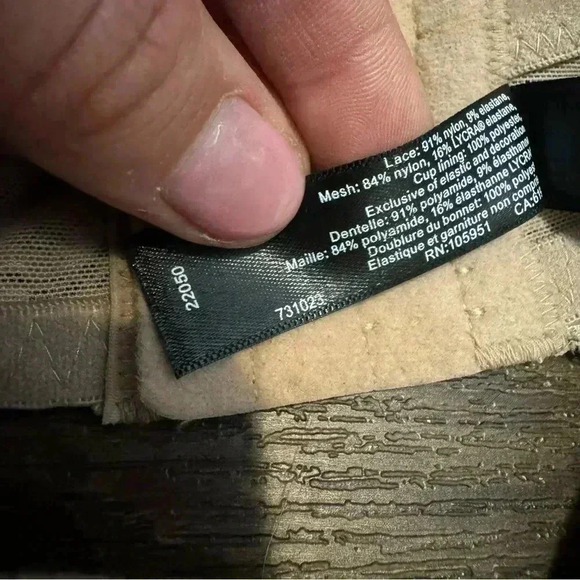 NWOT NATORI FEATHERS  PLUNGE STRAPLESS BRA 36D - Picture 6 of 6